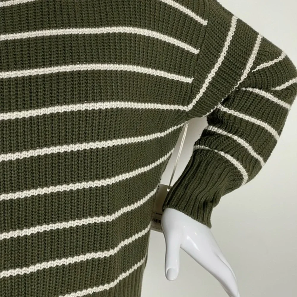 ⭐️A.n.A a new approach Long Sleeve Striped Sweater  size petite  XL‎
